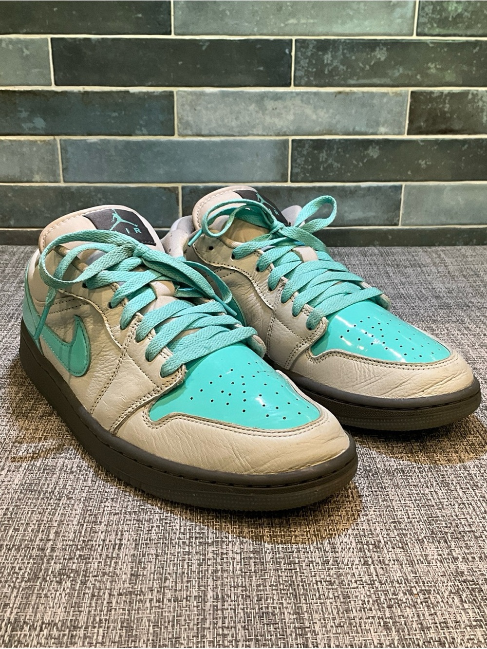Nike air Jordan 1 SE Low in Polaroid Colorway Wmns Size 10 Men 8.5
